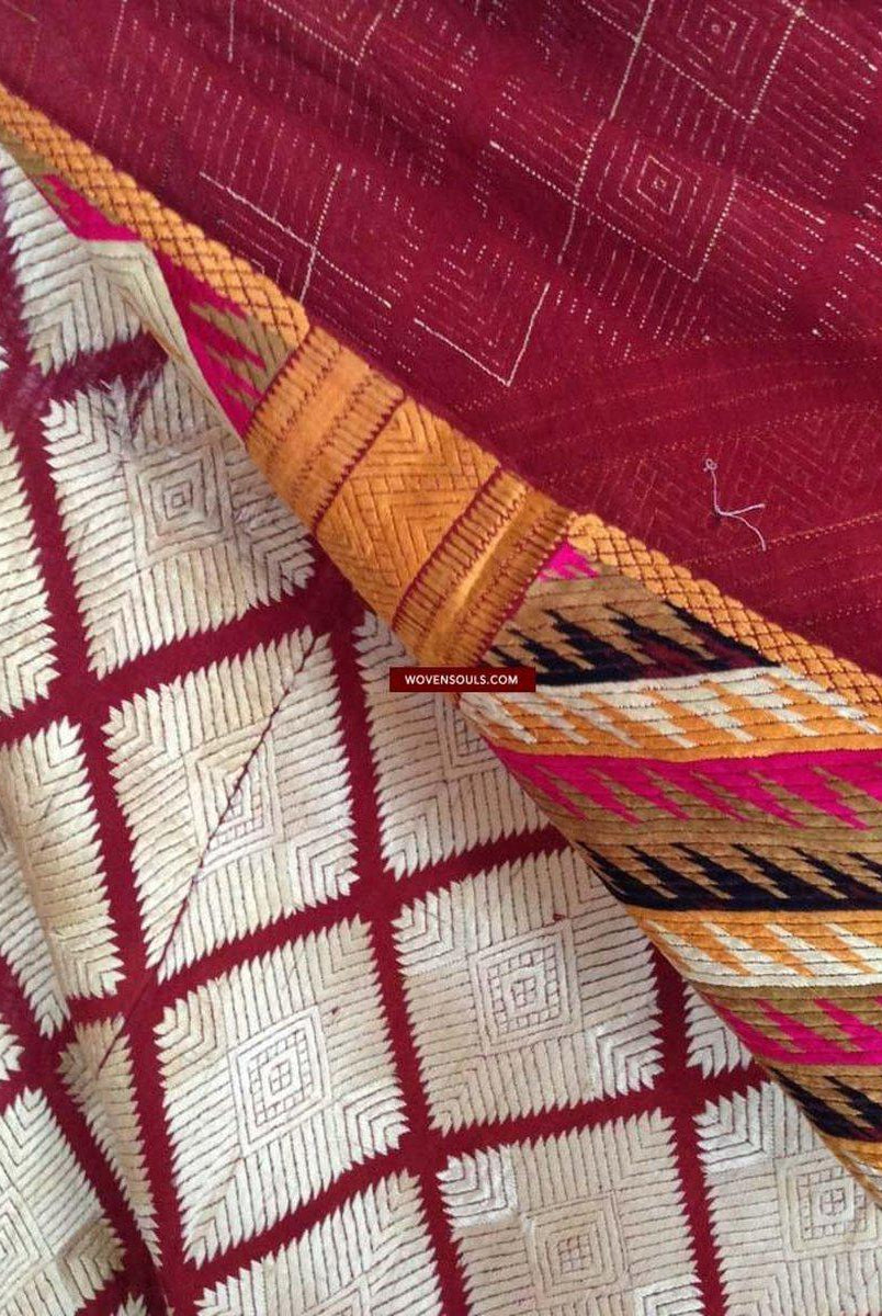 673 White Chand Bagh Lehariya Border Phulkari Indian Textiles-WOVENSOULS-Antique-Vintage-Textiles-Art-Decor