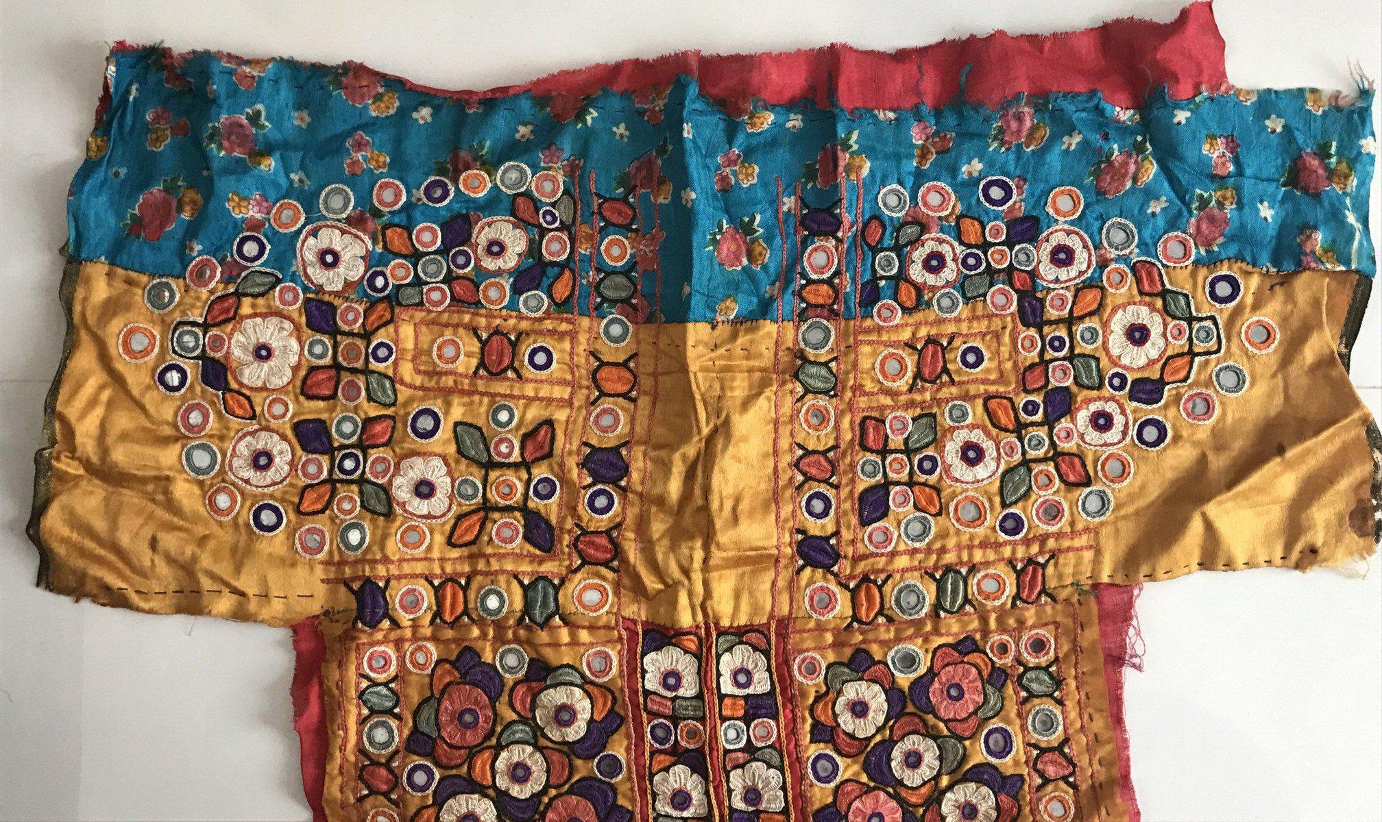 687 Vintage Sind Silk Dress Front Embroidery Textile Art-WOVENSOULS-Antique-Vintage-Textiles-Art-Decor