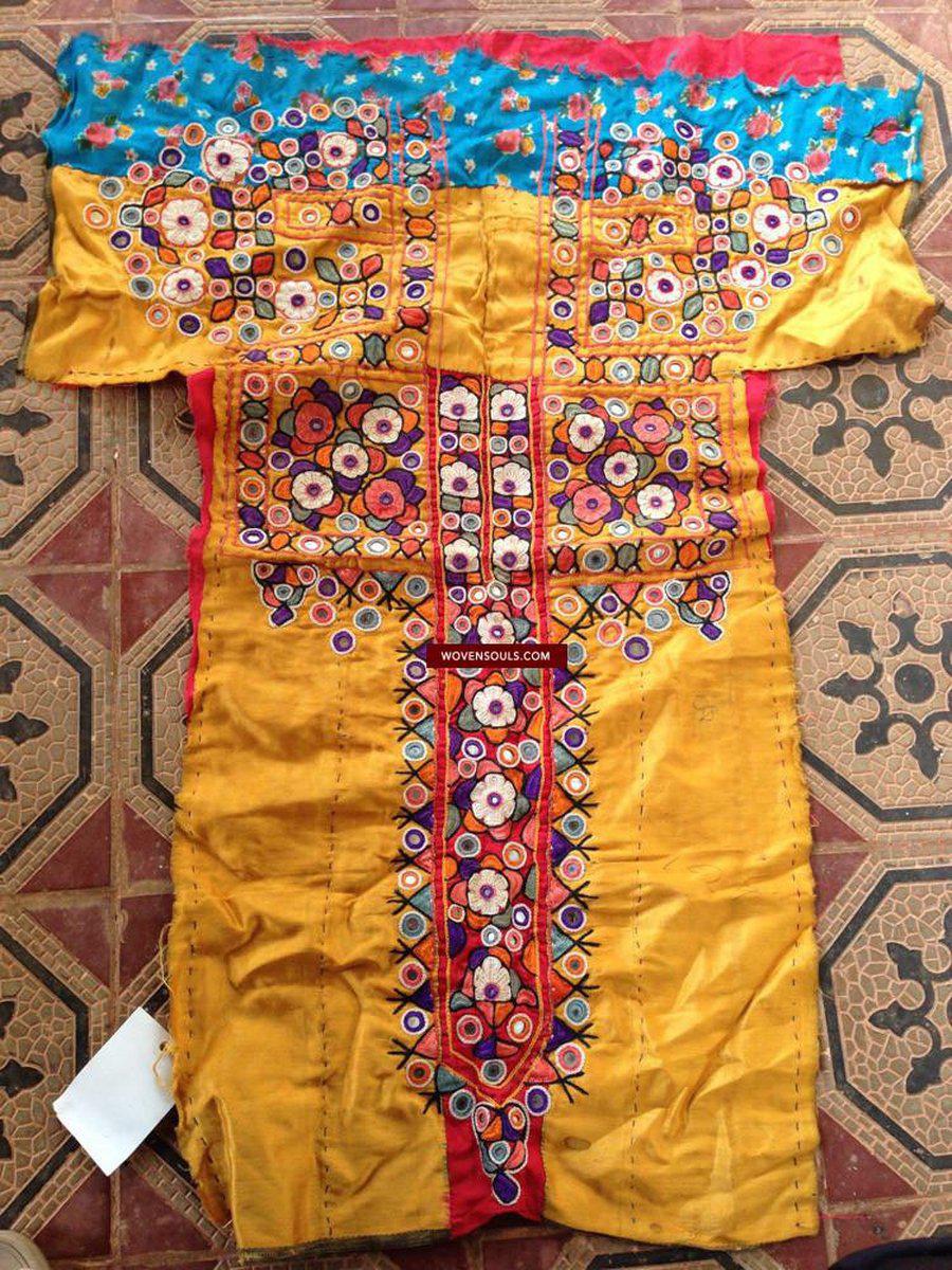 687 Vintage Sind Silk Dress Front Embroidery Textile Art-WOVENSOULS-Antique-Vintage-Textiles-Art-Decor