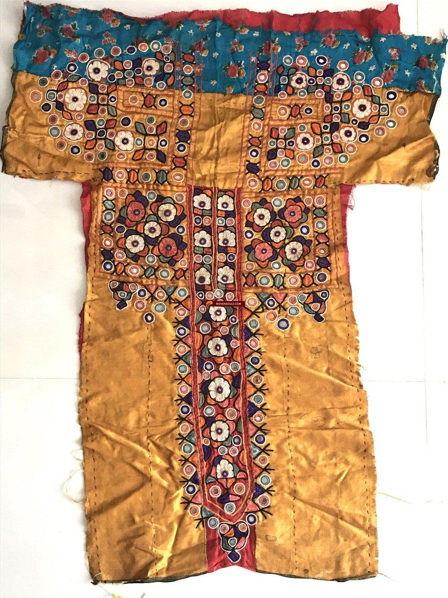 687 Vintage Sind Silk Dress Front Embroidery Textile Art-WOVENSOULS-Antique-Vintage-Textiles-Art-Decor