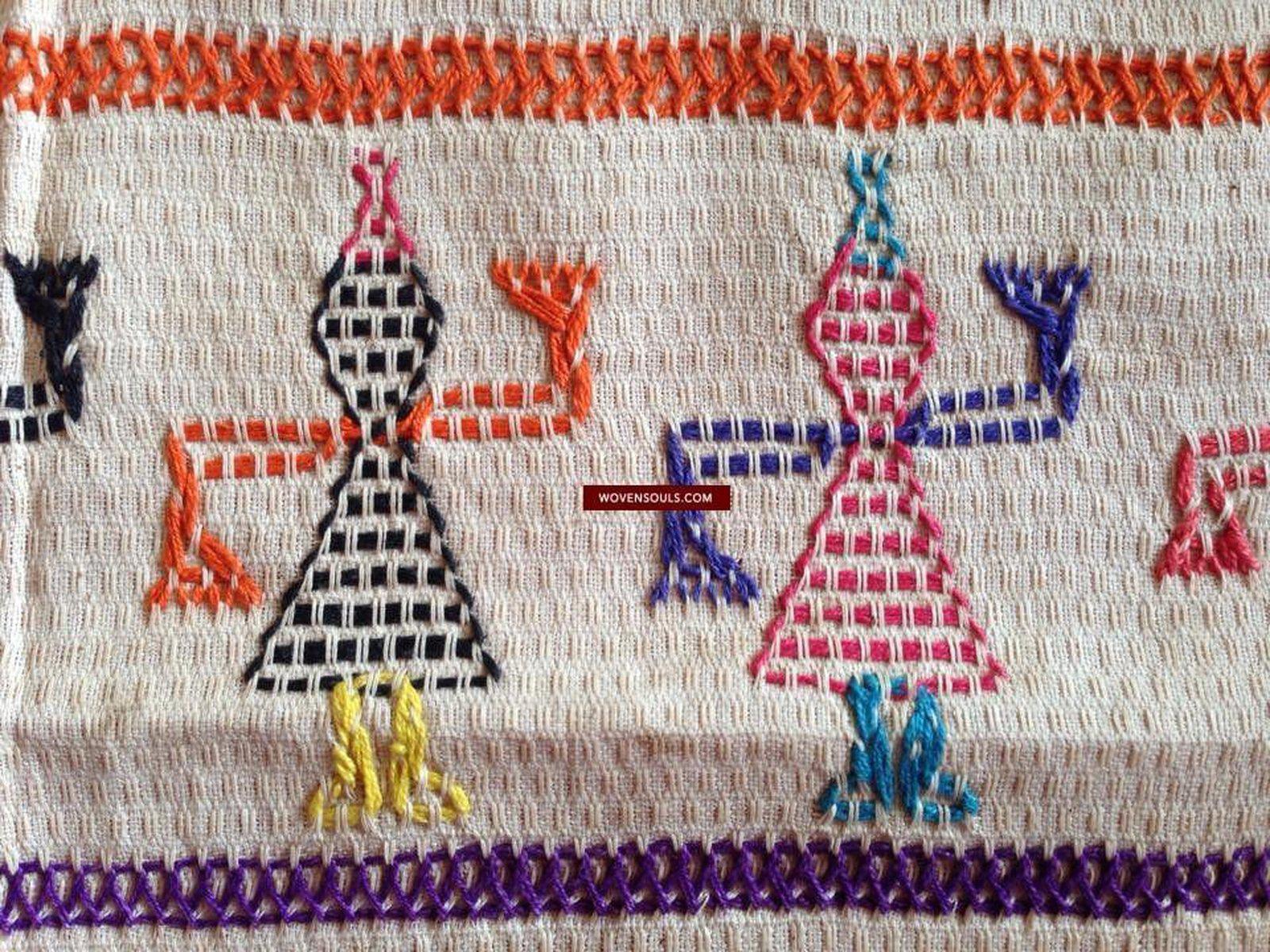 710 Vintage Dharaniyo Dhaniyo Embroidered Textile Superb Rustic Motifs WOVENSOULS Antique Textiles & Art Gallery