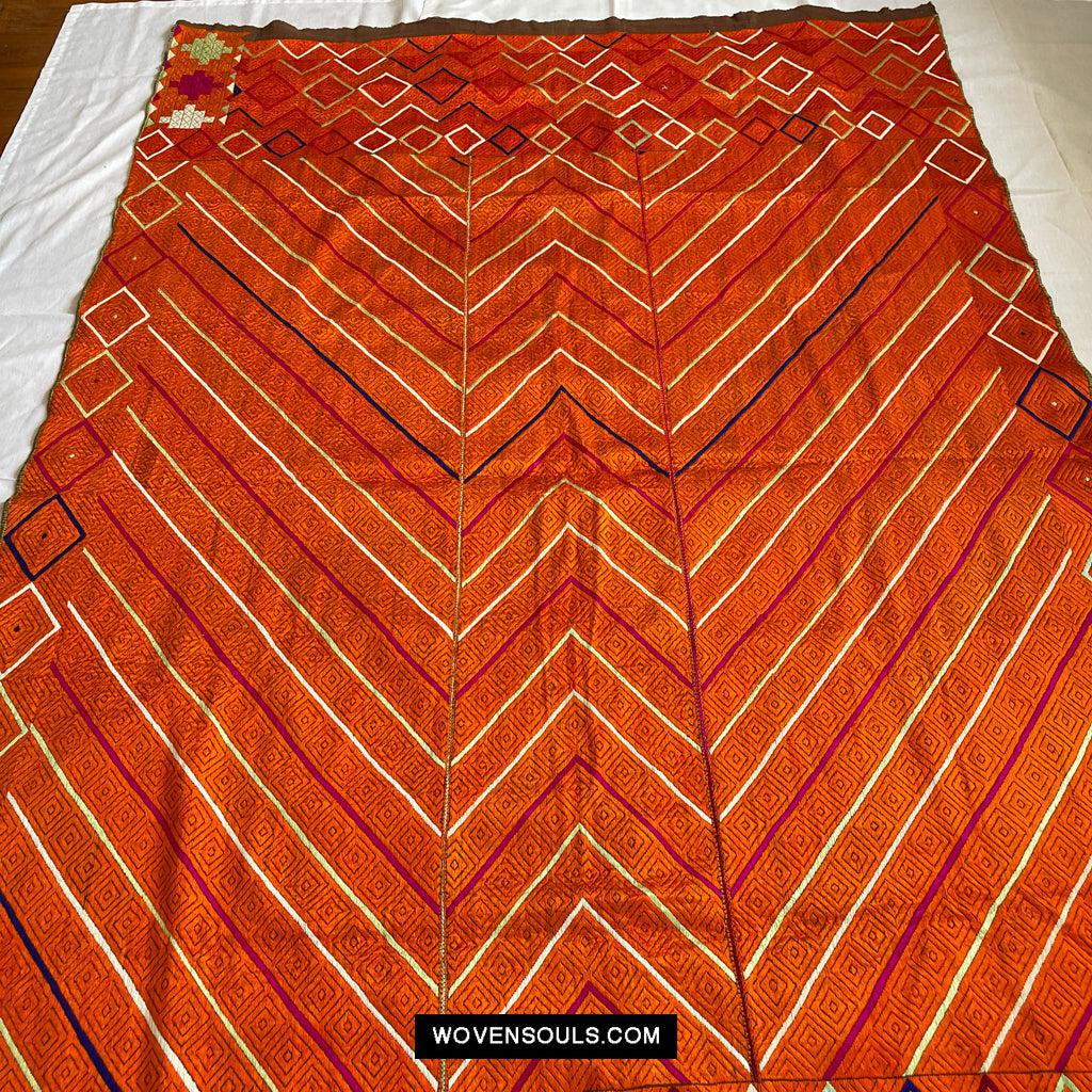822 Phulkari Bagh - Unusual Pattern 'W' or 'M'-WOVENSOULS Antique Textiles & Art Gallery