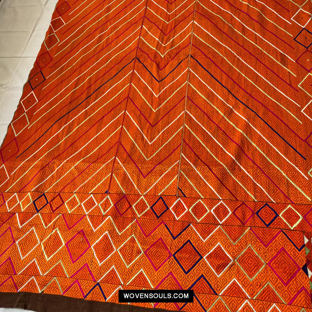 822 Phulkari Bagh - Unusual Pattern 'W' or 'M'-WOVENSOULS Antique Textiles & Art Gallery