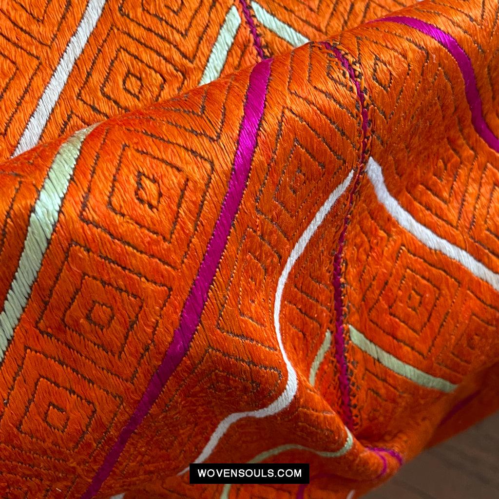 822 Phulkari Bagh - Unusual Pattern 'W' or 'M'-WOVENSOULS Antique Textiles & Art Gallery