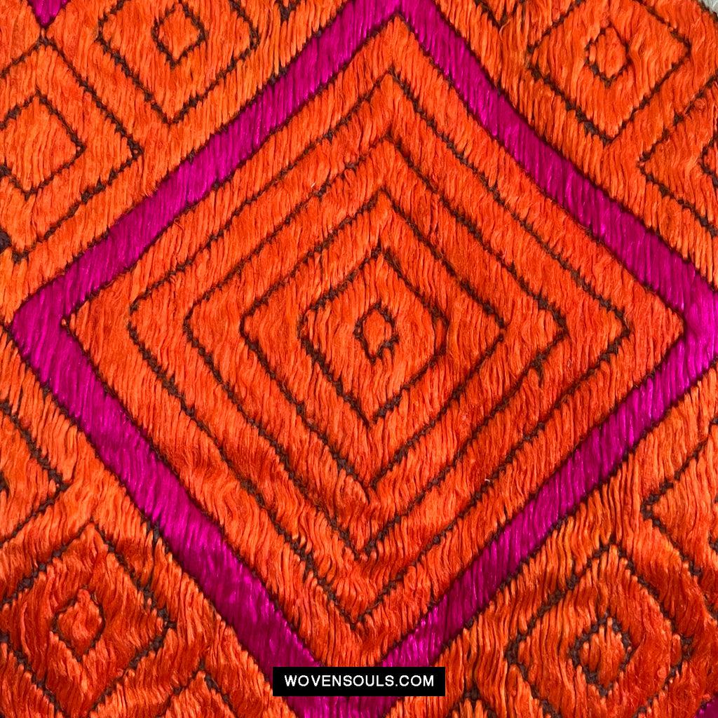822 Phulkari Bagh - Unusual Pattern 'W' or 'M'-WOVENSOULS Antique Textiles & Art Gallery