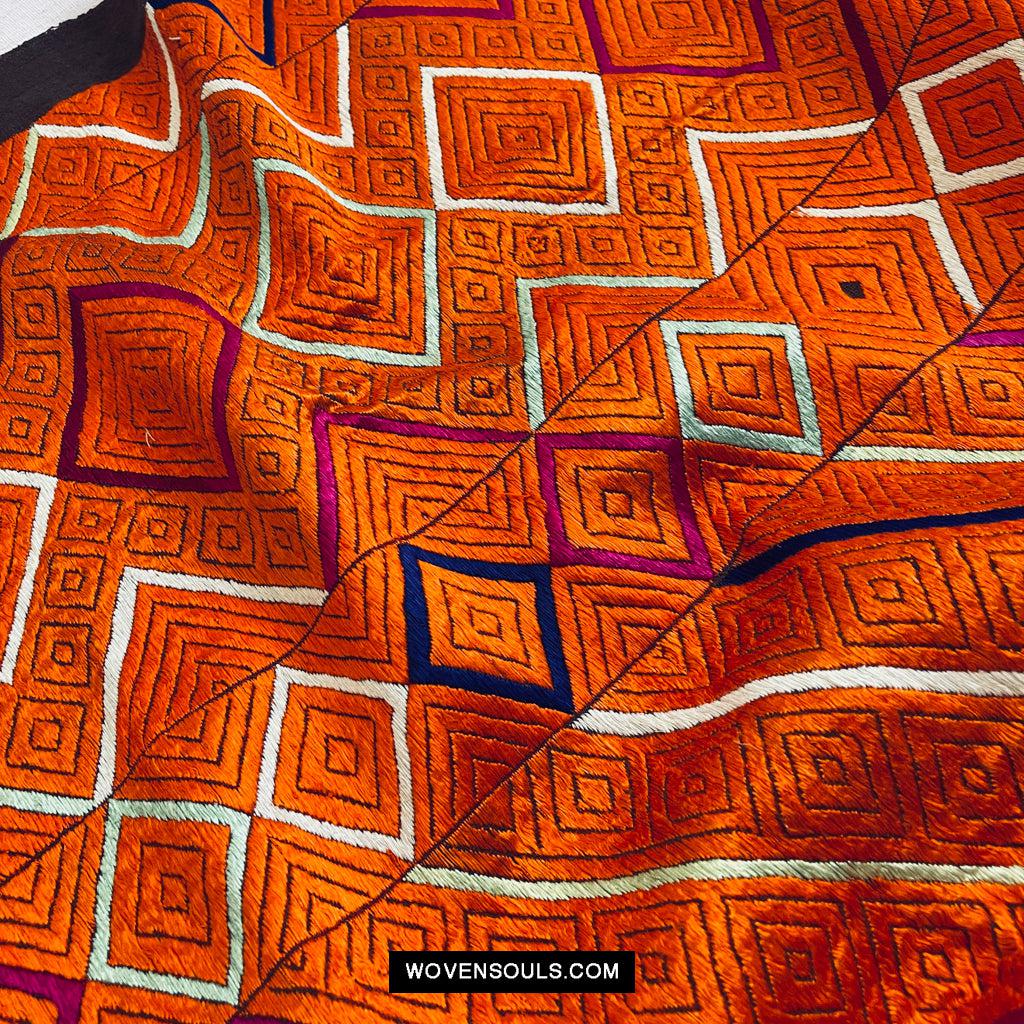 822 Phulkari Bagh - Unusual Pattern 'W' or 'M'-WOVENSOULS Antique Textiles & Art Gallery