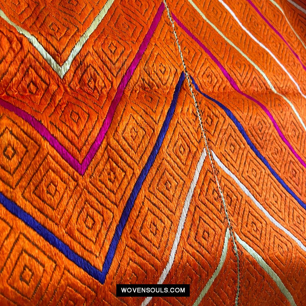 822 Phulkari Bagh - Unusual Pattern 'W' or 'M'-WOVENSOULS Antique Textiles & Art Gallery