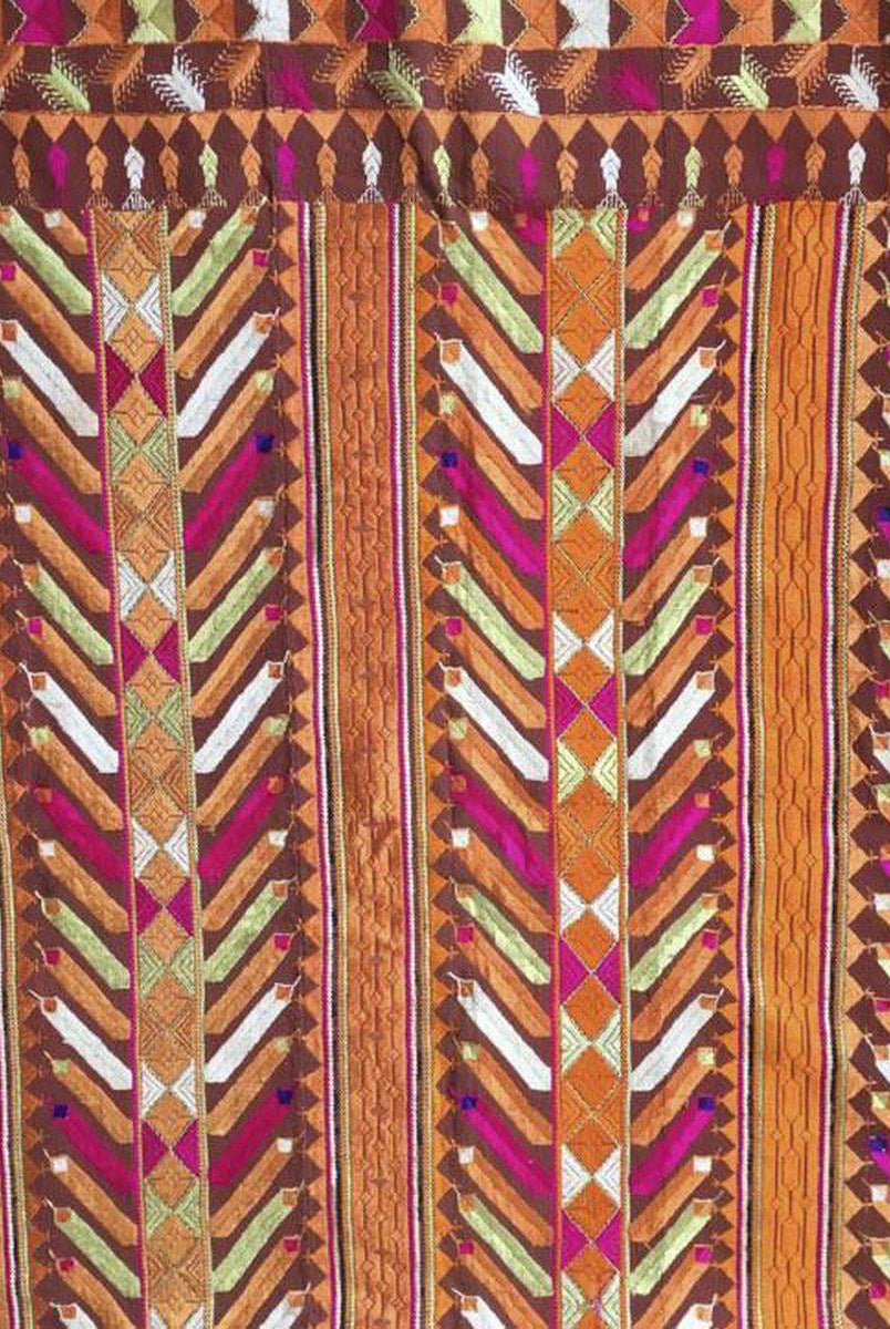 824 VERKAUFT Phulkari Bagh-Stickerei-Hochzeitstextil mit Mirchi-Motiv-WOVENSOULS-Antike-Vintage-Textilien-Kunst-Dekor