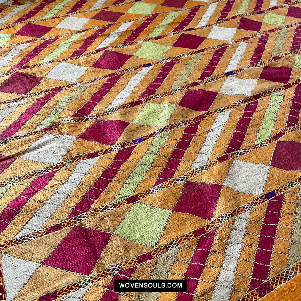 825 Phulkari Bagh with beautiful Borders-WOVENSOULS Antique Textiles & Art Gallery