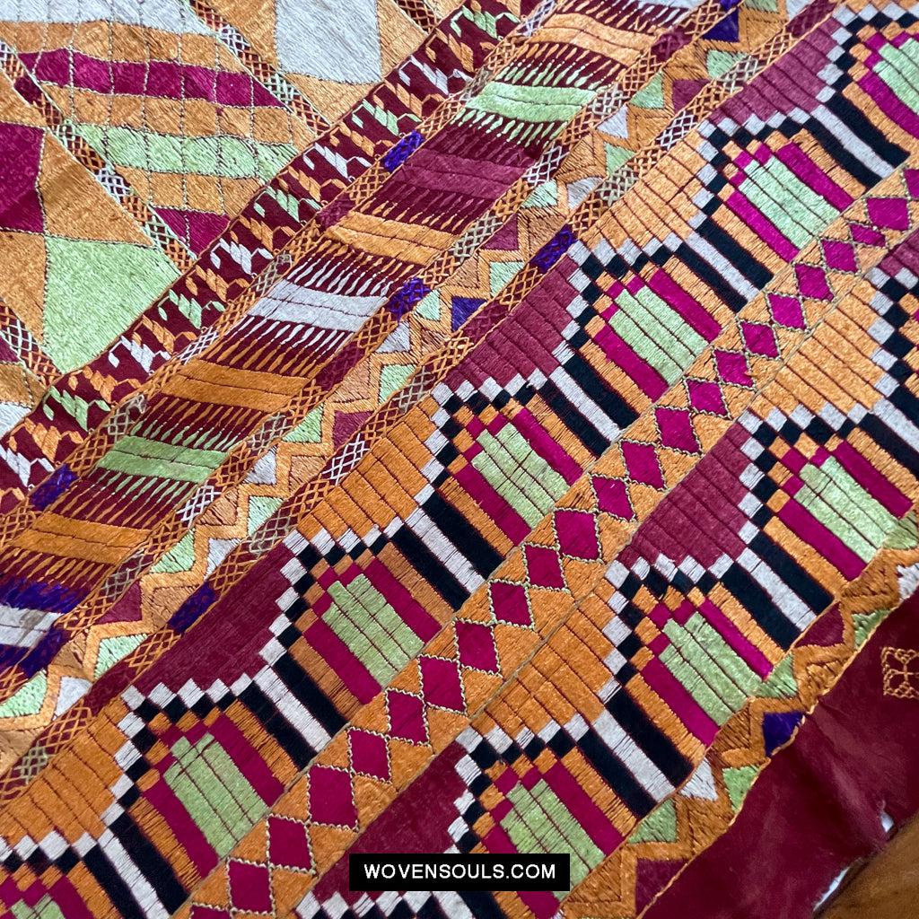 825 Phulkari Bagh with beautiful Borders-WOVENSOULS Antique Textiles & Art Gallery