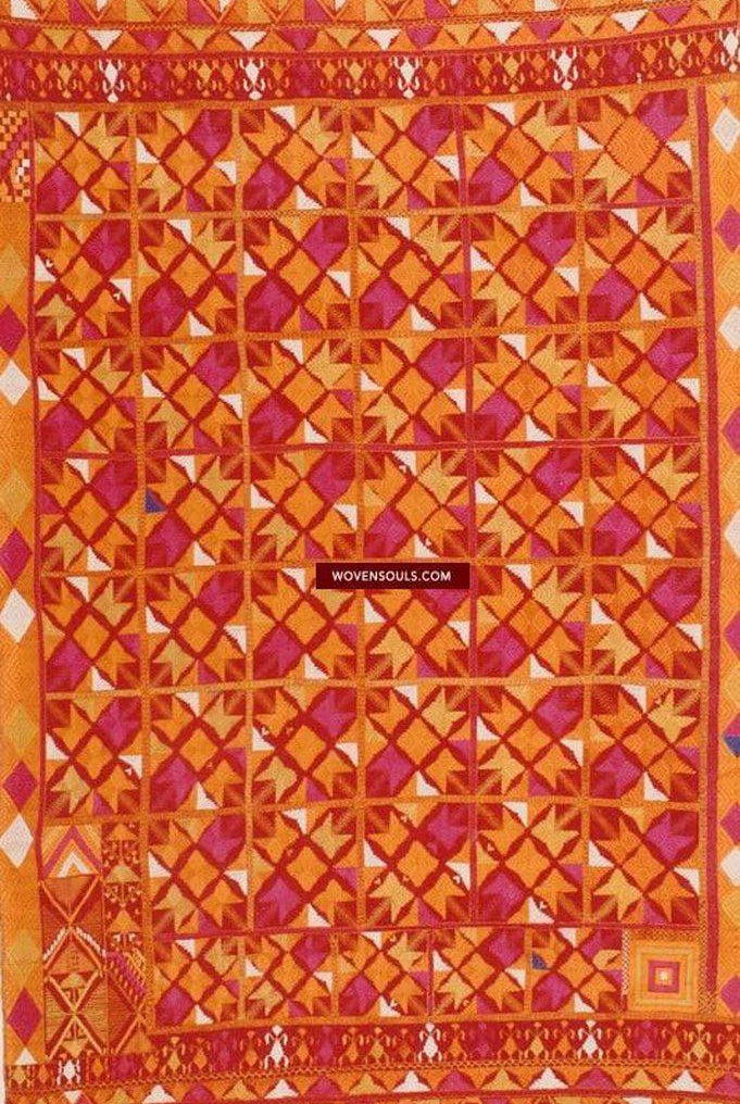 826 Phulkari Bagh with superb Nazar Butti-WOVENSOULS-Antique-Vintage-Textiles-Art-Decor
