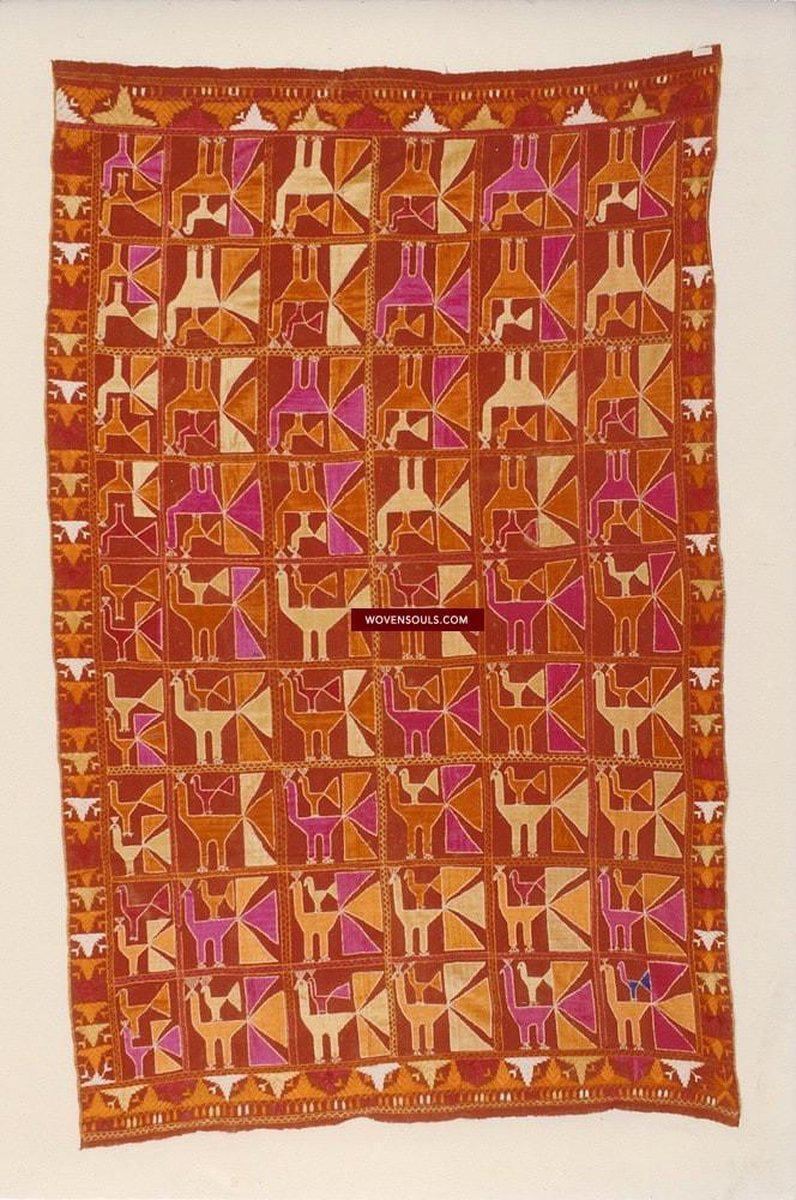 827 SOLD Rare Phulkari with Mor Peacock motif-WOVENSOULS-Antique-Vintage-Textiles-Art-Decor