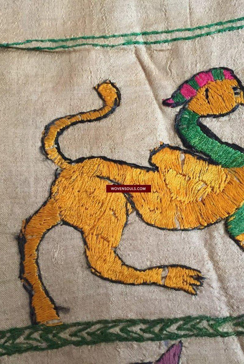 850 seltene Namawali Vrindavani Assam Vastra – Seide mit doppelseitiger Stickerei –WOVENSOULS-Antike-Vintage-Textilien-Kunst-Dekor