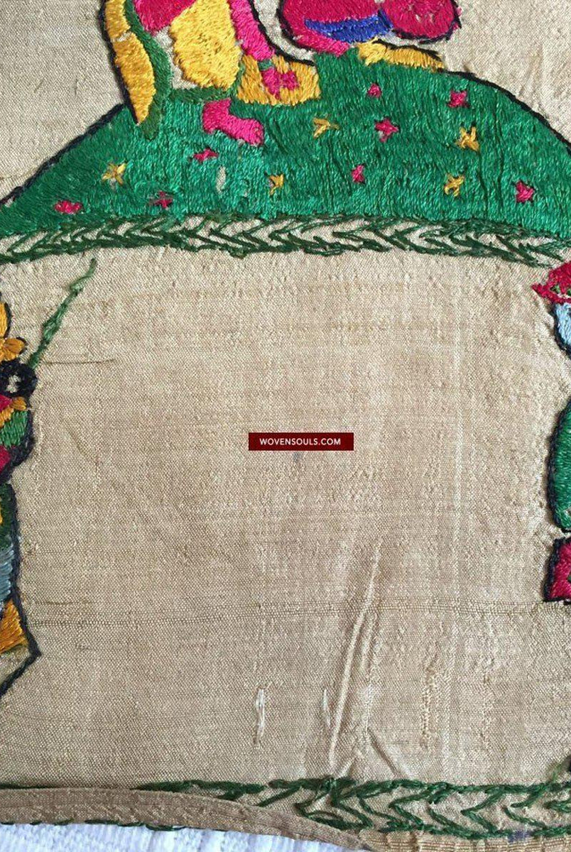 850 seltene Namawali Vrindavani Assam Vastra – Seide mit doppelseitiger Stickerei –WOVENSOULS-Antike-Vintage-Textilien-Kunst-Dekor