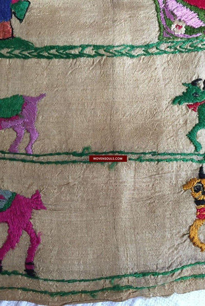 850 seltene Namawali Vrindavani Assam Vastra – Seide mit doppelseitiger Stickerei –WOVENSOULS-Antike-Vintage-Textilien-Kunst-Dekor