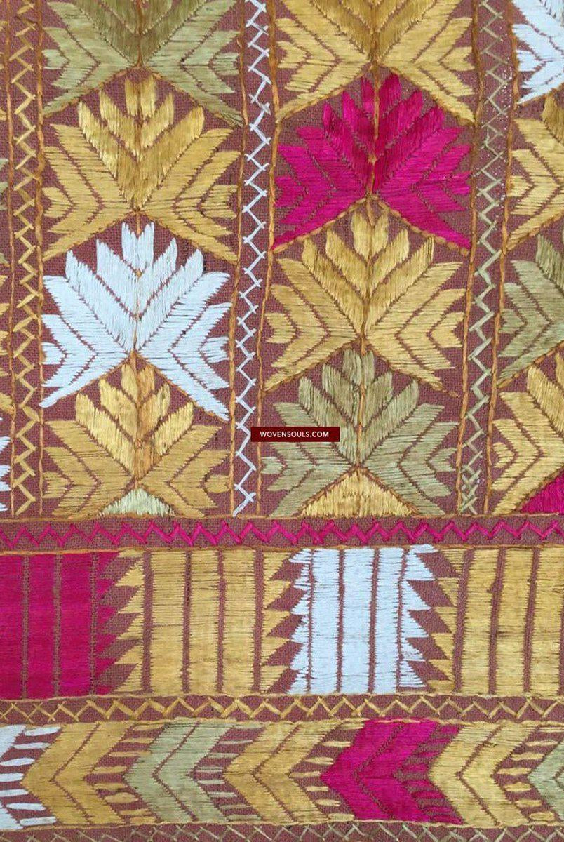 853 Phulkari Bagh Shawl from Punjab with Arrowhead Motifs-WOVENSOULS-Antique-Vintage-Textiles-Art-Decor