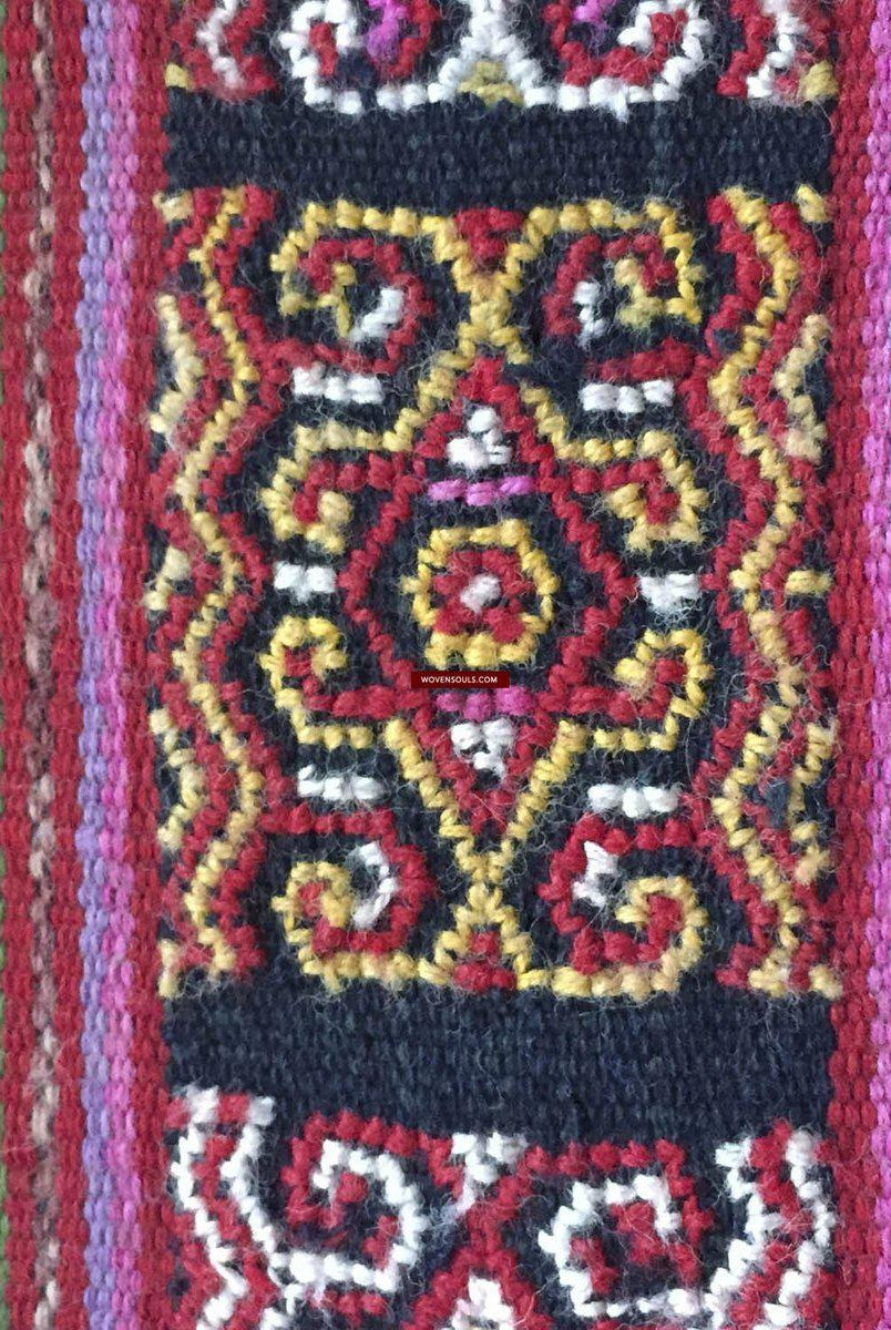 902 Alte Ikat-Sarong-Weberei mit zusätzlichem Schuss aus Biboki Timor-WOVENSOULS-Antike-Vintage-Textilien-Kunst-Dekor