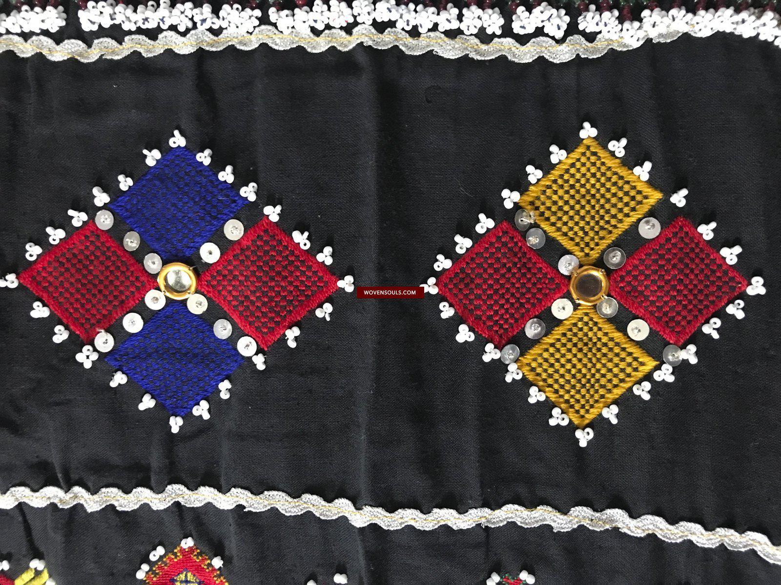 917 VINTAGE KOHISTAN BLACK SHAWL TEXTILE-WOVENSOULS-Antique-Vintage-Textiles-Art-Decor