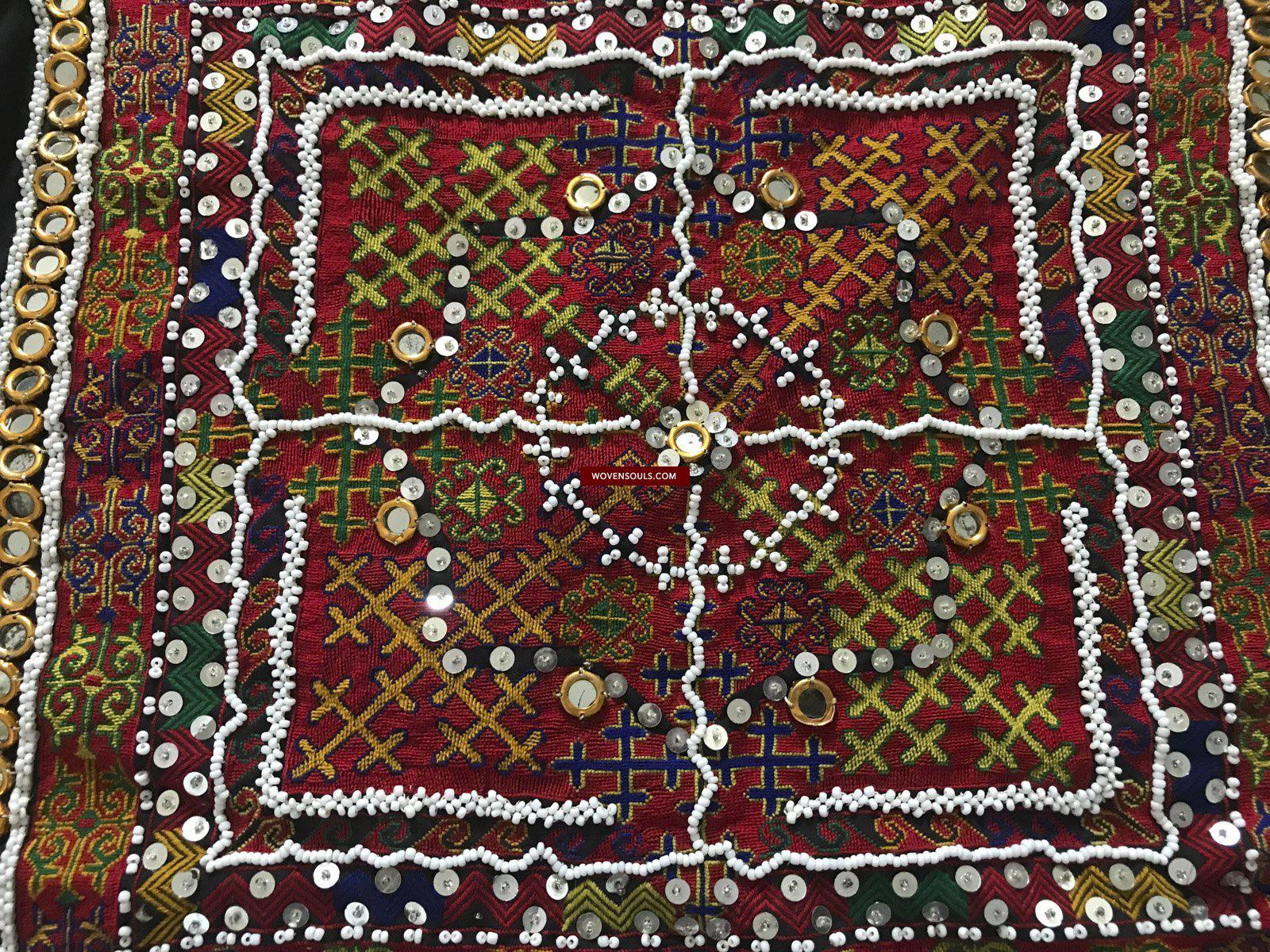 917 VINTAGE KOHISTAN BLACK SHAWL TEXTILE-WOVENSOULS-Antique-Vintage-Textiles-Art-Decor