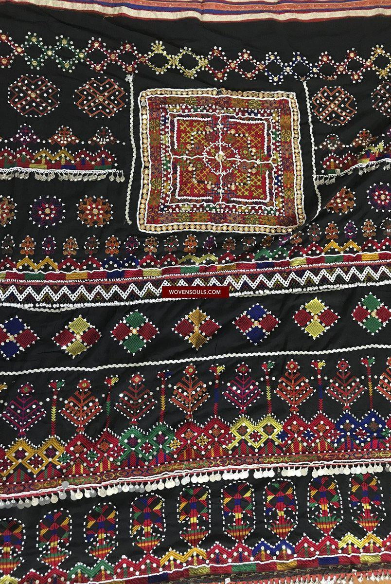 917 VINTAGE KOHISTAN BLACK SHAWL TEXTILE-WOVENSOULS-Antique-Vintage-Textiles-Art-Decor