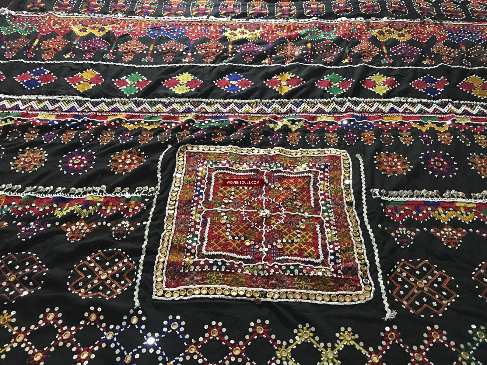 917 VINTAGE KOHISTAN BLACK SHAWL TEXTILE-WOVENSOULS-Antique-Vintage-Textiles-Art-Decor