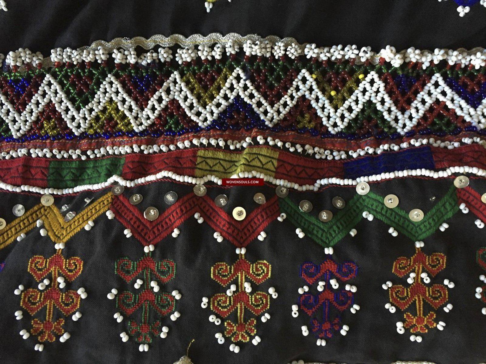 917 VINTAGE KOHISTAN BLACK SHAWL TEXTILE-WOVENSOULS-Antique-Vintage-Textiles-Art-Decor