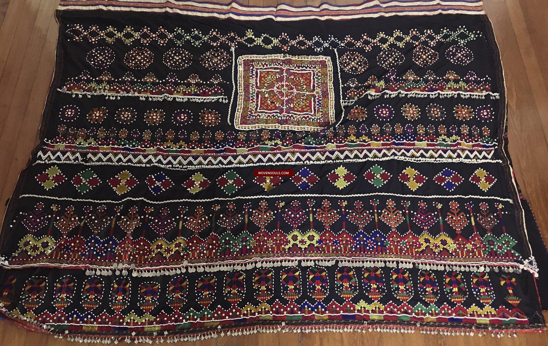 917 VINTAGE KOHISTAN BLACK SHAWL TEXTILE-WOVENSOULS-Antique-Vintage-Textiles-Art-Decor