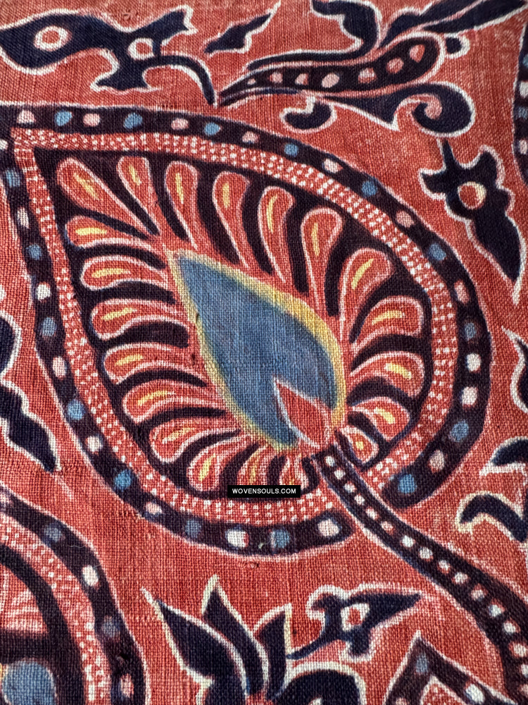 antique toraja textiles