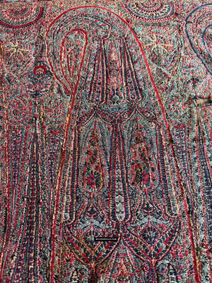 1393 Fragment de châle de pashmina du Cachemire antique