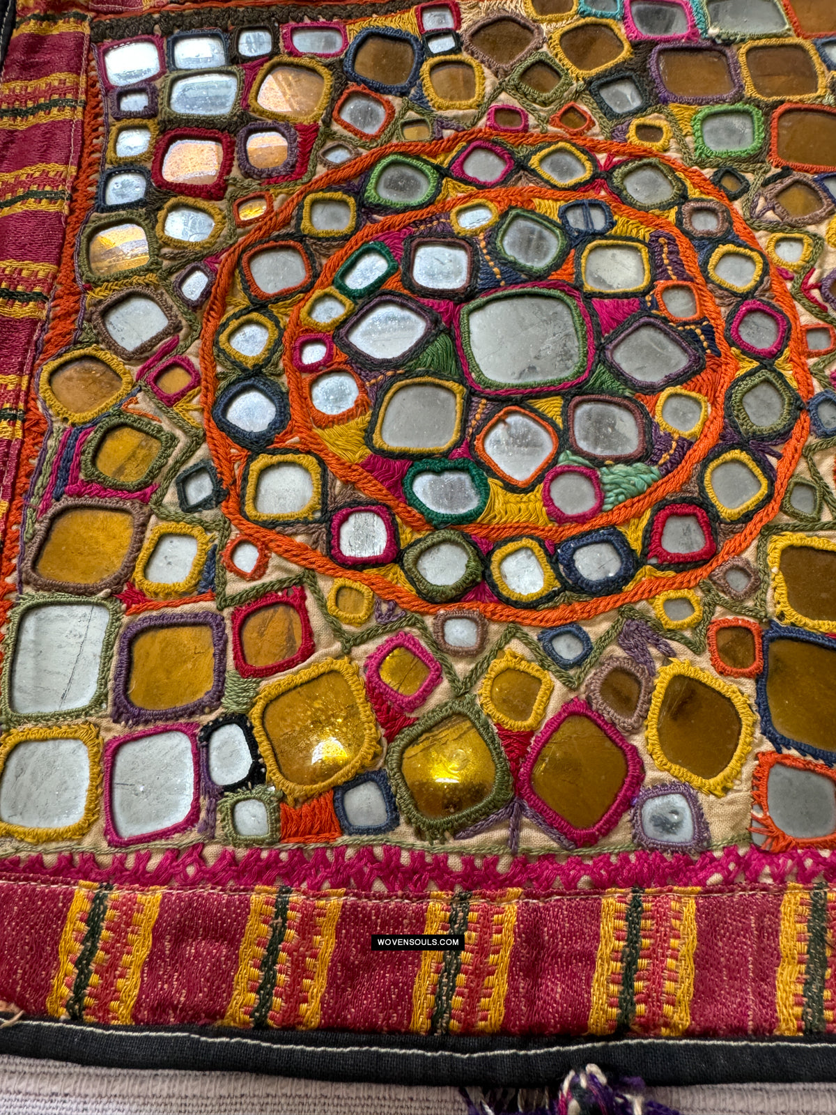 152 paia di vecchi chaaklas con specchi dorati