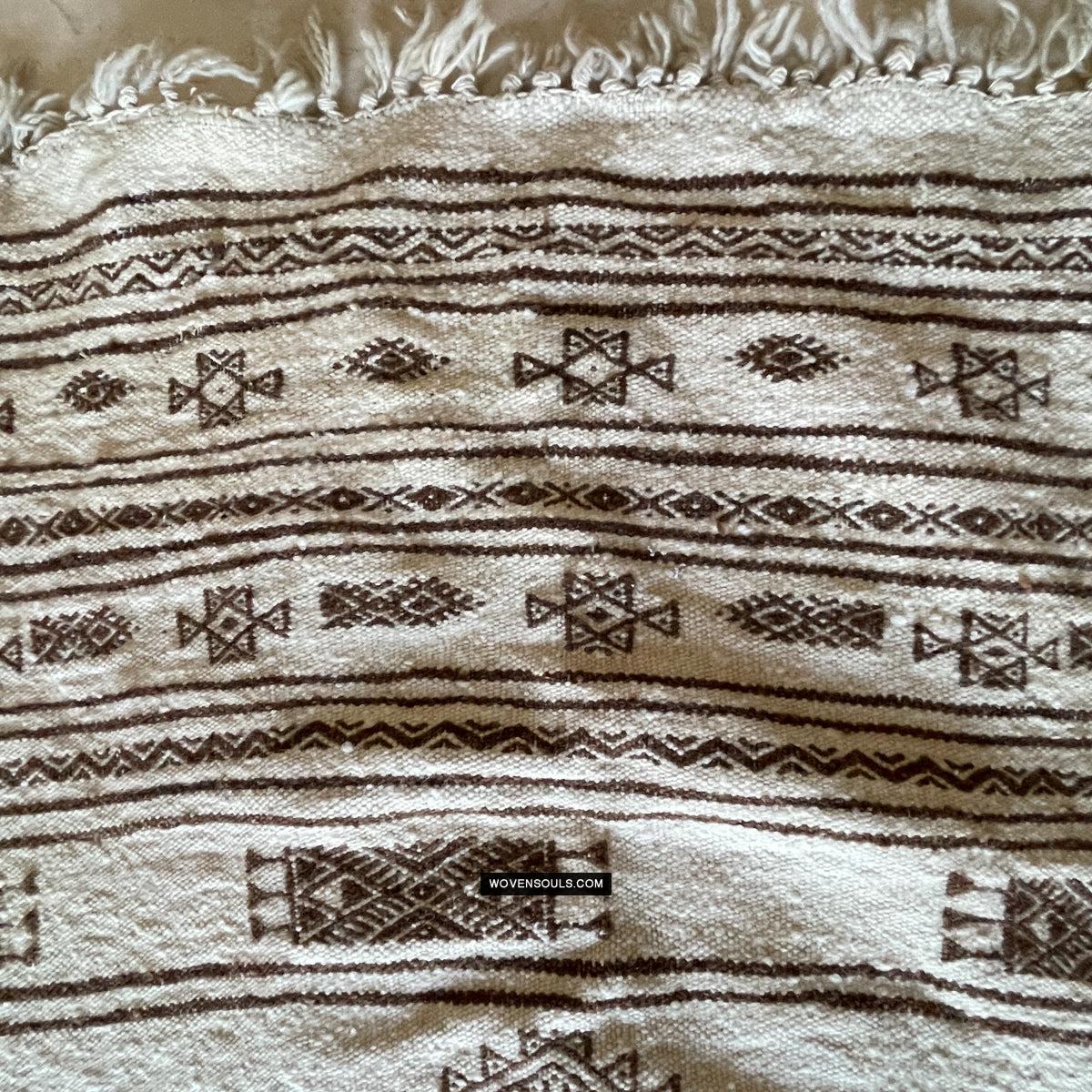 1780 Vintage Bakhnoug Shawl w Undyed Wool - Antique Decor Ethnic Art 