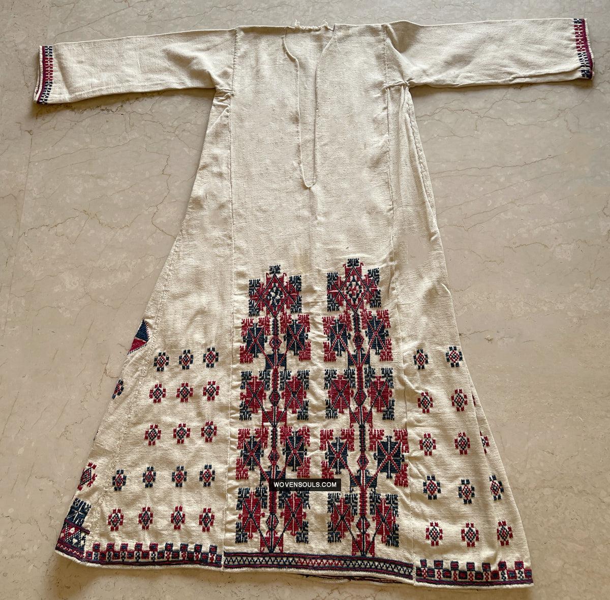 1784 Vintage Anatolian Yuncu Dress with Embroidery - Antique Decor Ethnic Art 