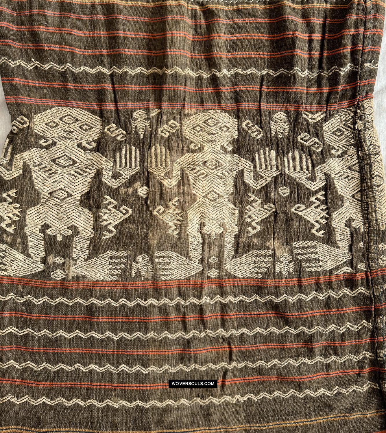 1816 Superb Old Sumba Ceremonial Woven Sarong