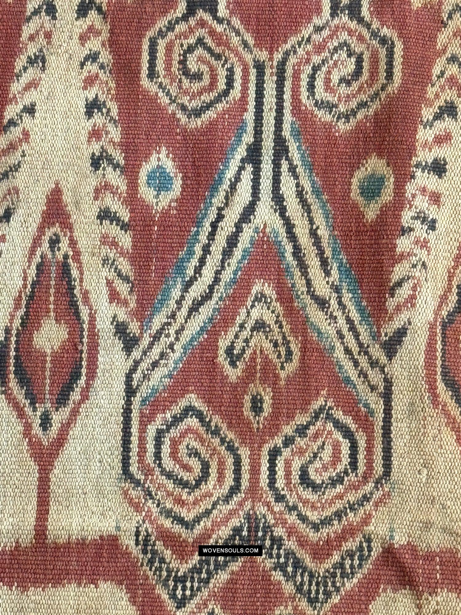 1831 Antique Iban Ceremonial Ikat - Serpent Buah Penyandih Ngelai