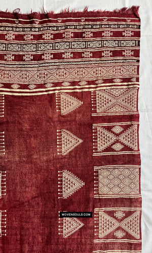1864 Antique Tunisian Bakhnoug Shawl - Textile Art Masterpiece