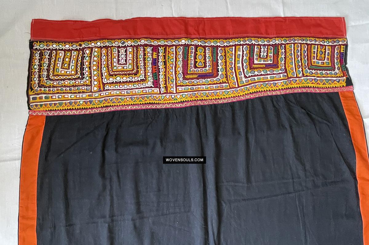 190 Cotton Ludhi Shawl of the Rabari People - Antique Decor Ethnic Art 