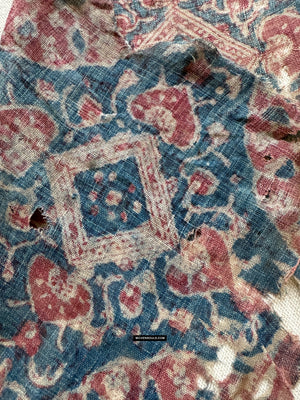 1980 Fragment de Toraja textile imprimé en tissu indien antique