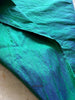 2111 Chemin de table bleu paon en soie brute tissée à la main