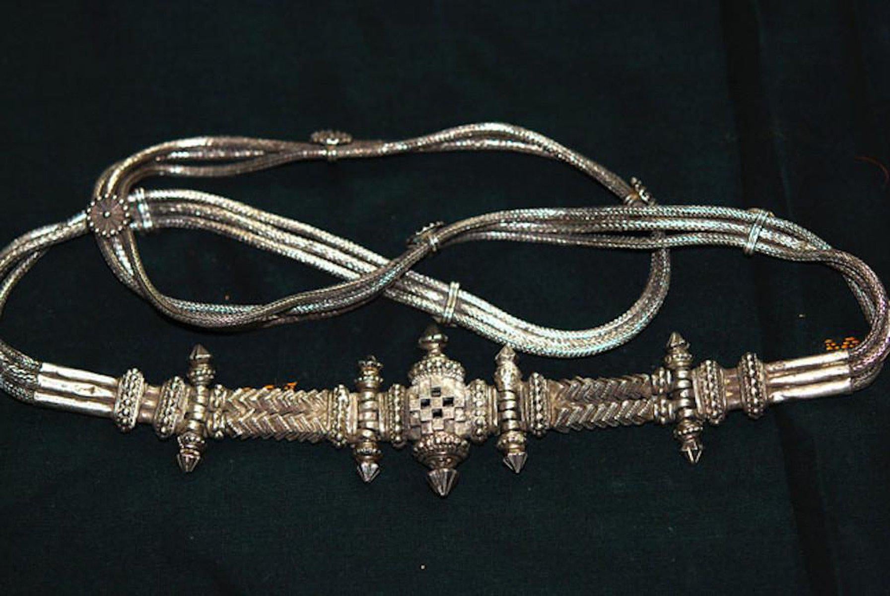 280 Old Indian Silver Belt - Jewelry for a Young Bride-WOVENSOULS-Antique-Vintage-Textiles-Art-Decor