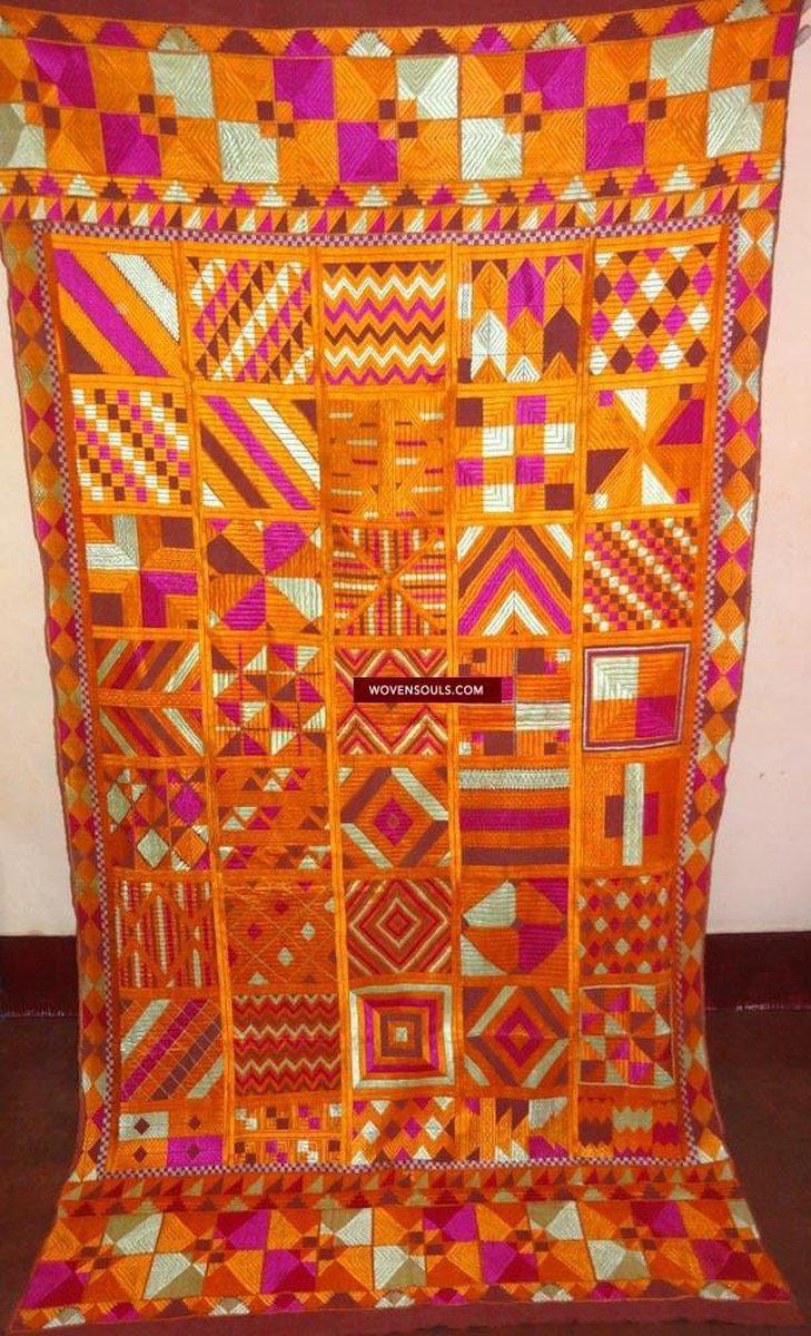 505 Bawan Bagh Phulkari Textile Antique Indian Textile-WOVENSOULS-Antique-Vintage-Textiles-Art-Decor