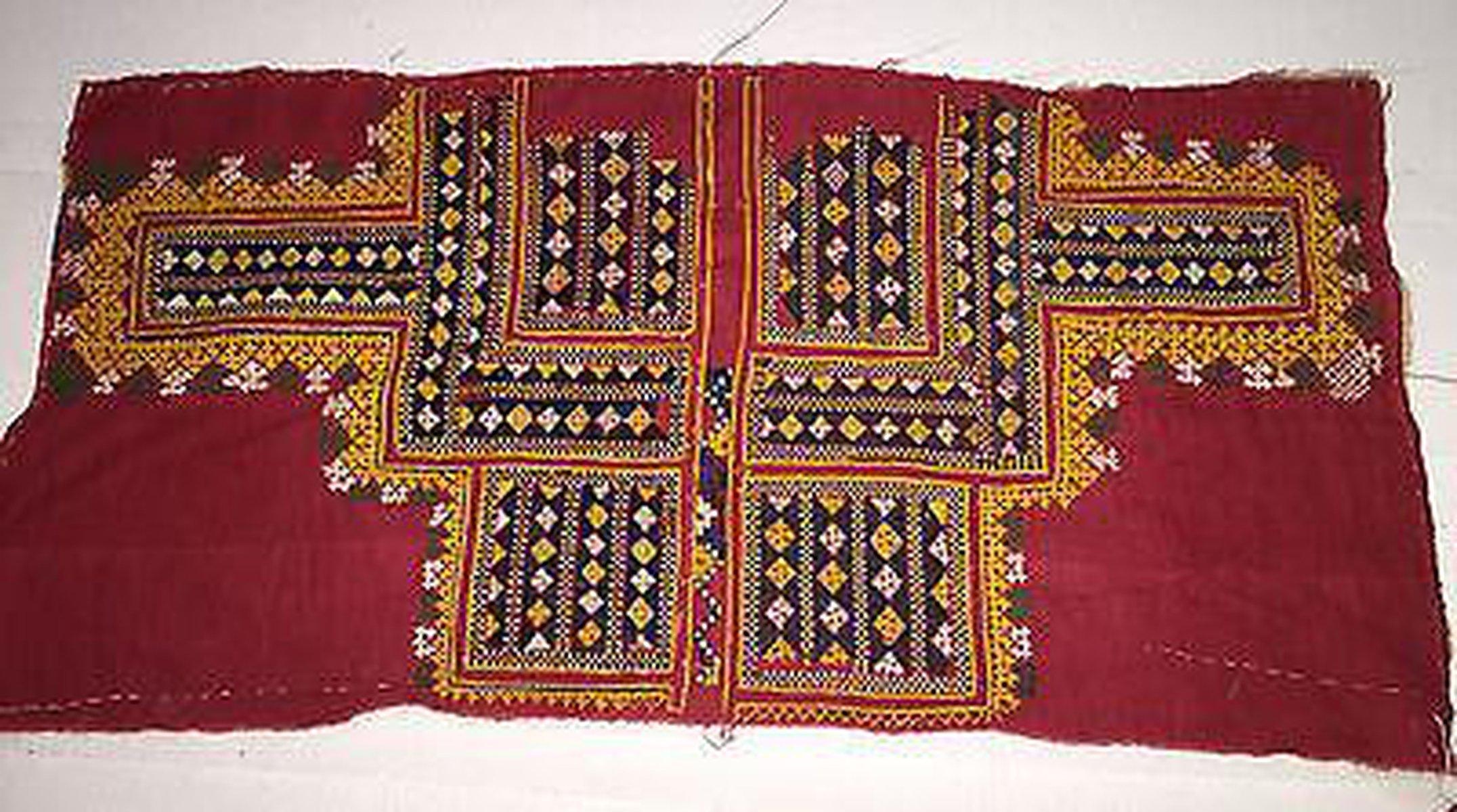 5156 Semi Antique Sind SIndh Thar Embroidery on Handwoven cotton-WOVENSOULS-Antique-Vintage-Textiles-Art-Decor