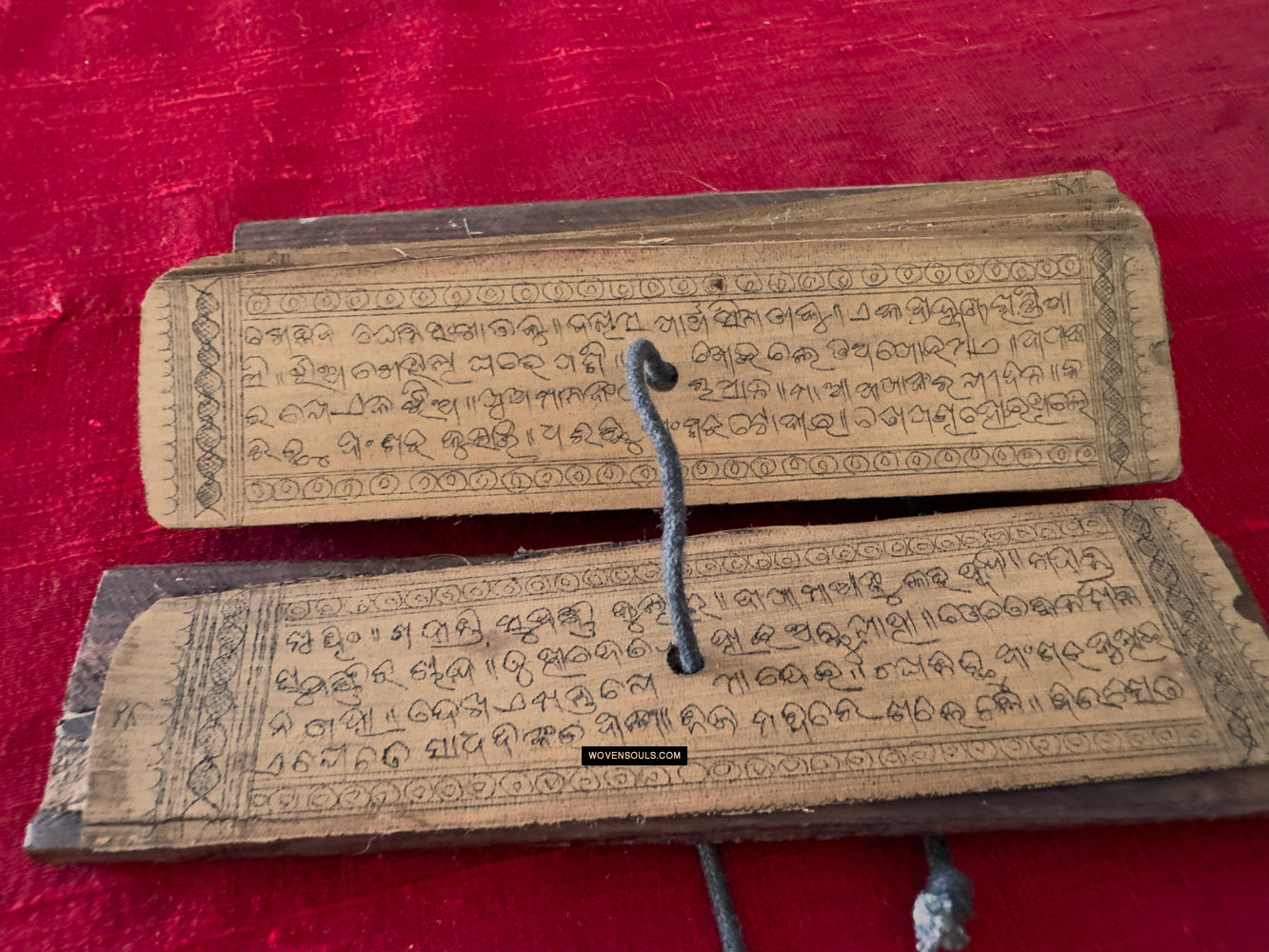 559 Rare Indian Manuscript Sanskrit Palm Leaf - Boeeta Bandaan - Important for Textile Lovers-WOVENSOULS-Antique-Vintage-Textiles-Art-Decor