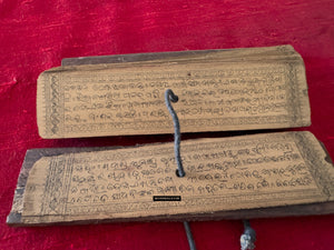 559珍しいインドの原稿Sanskrit Palm Leaf -Boeeta Bandaan-テキスタイル愛好家にとって重要