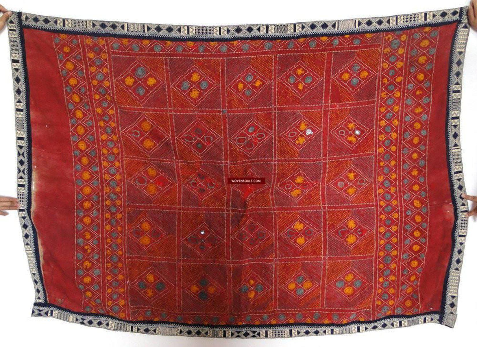 619 Old Cotton Bishnoi Wedding Shawl with Tie-Dye-effect Embroidery-WOVENSOULS-Antique-Vintage-Textiles-Art-Decor