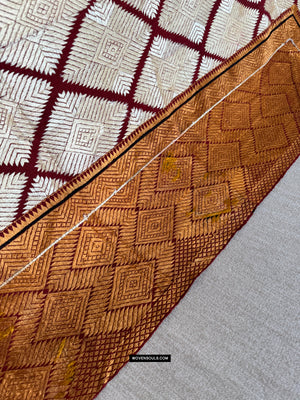 673 Weißer Chand Bagh Lehariya Grenze Phulkari Indische Textilien