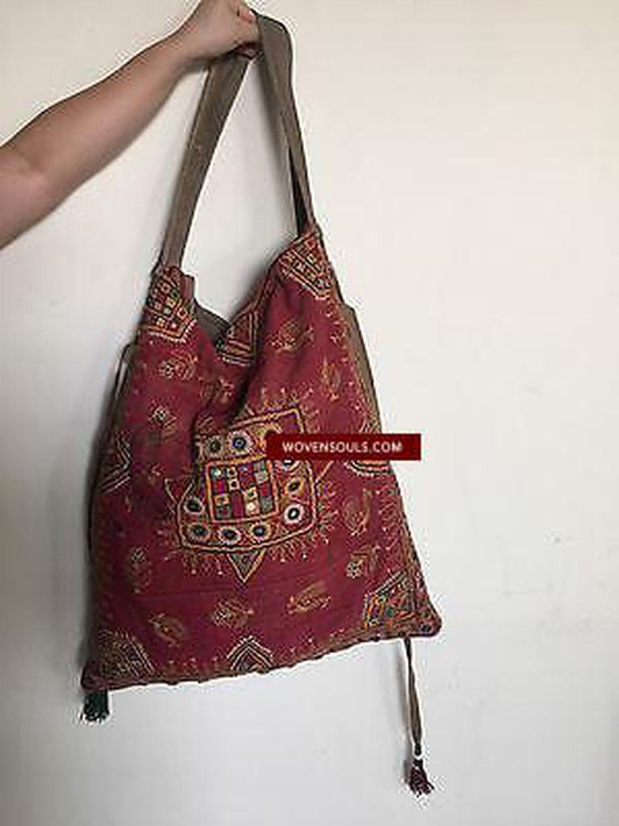 689 Large Sling Bag made of Antique Indian Textile-WOVENSOULS-Antique-Vintage-Textiles-Art-Decor