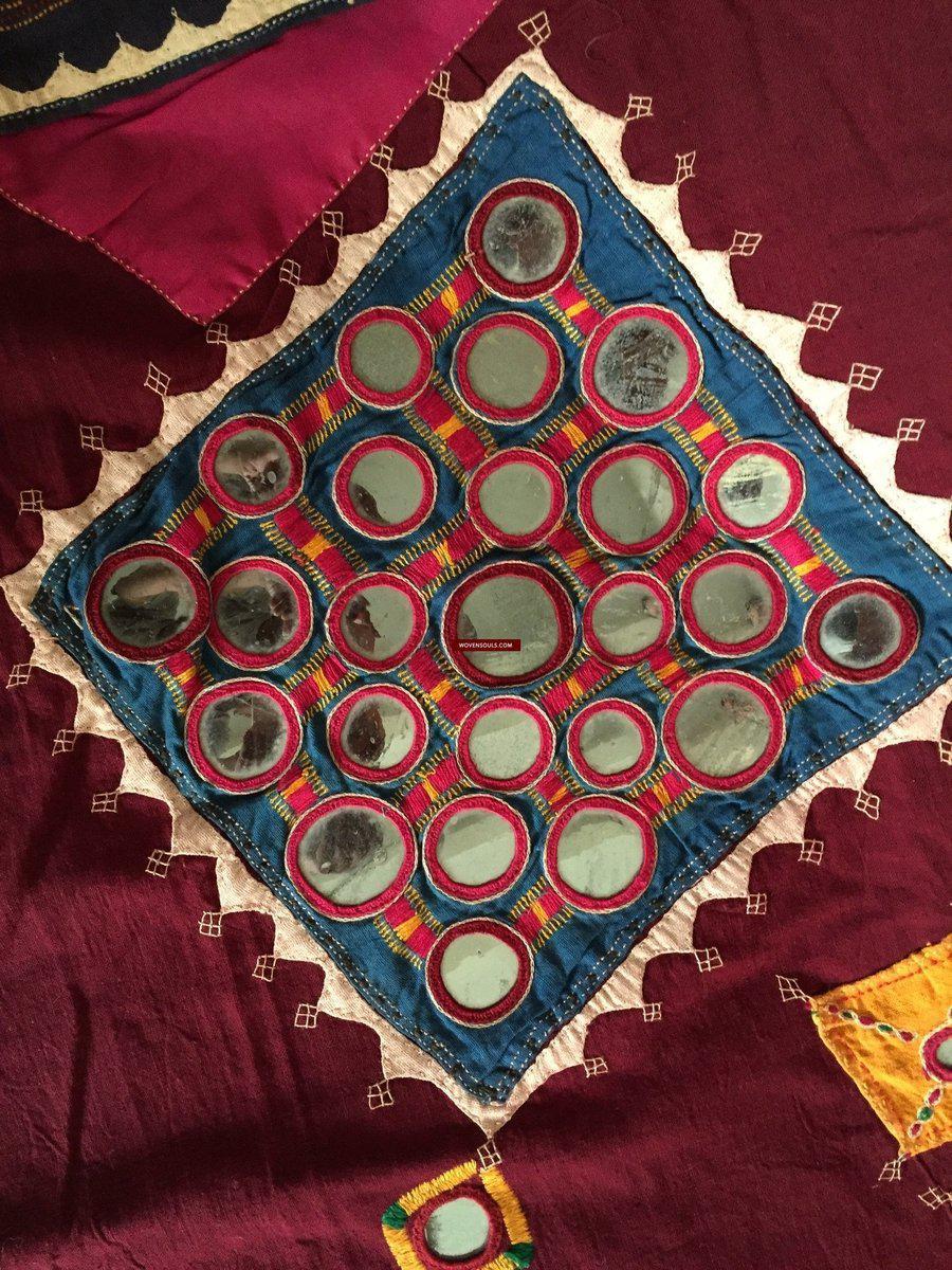 859 Banjara Odhana Shawl with Large-Mirrors-WOVENSOULS-Antique-Vintage-Textiles-Art-Decor