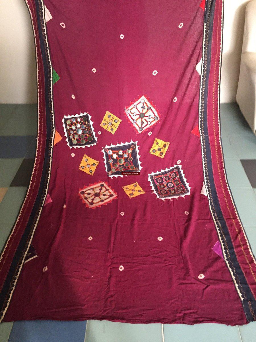 861 Banjara Odhana with Tie Dye Base Cloth-WOVENSOULS-Antique-Vintage-Textiles-Art-Decor