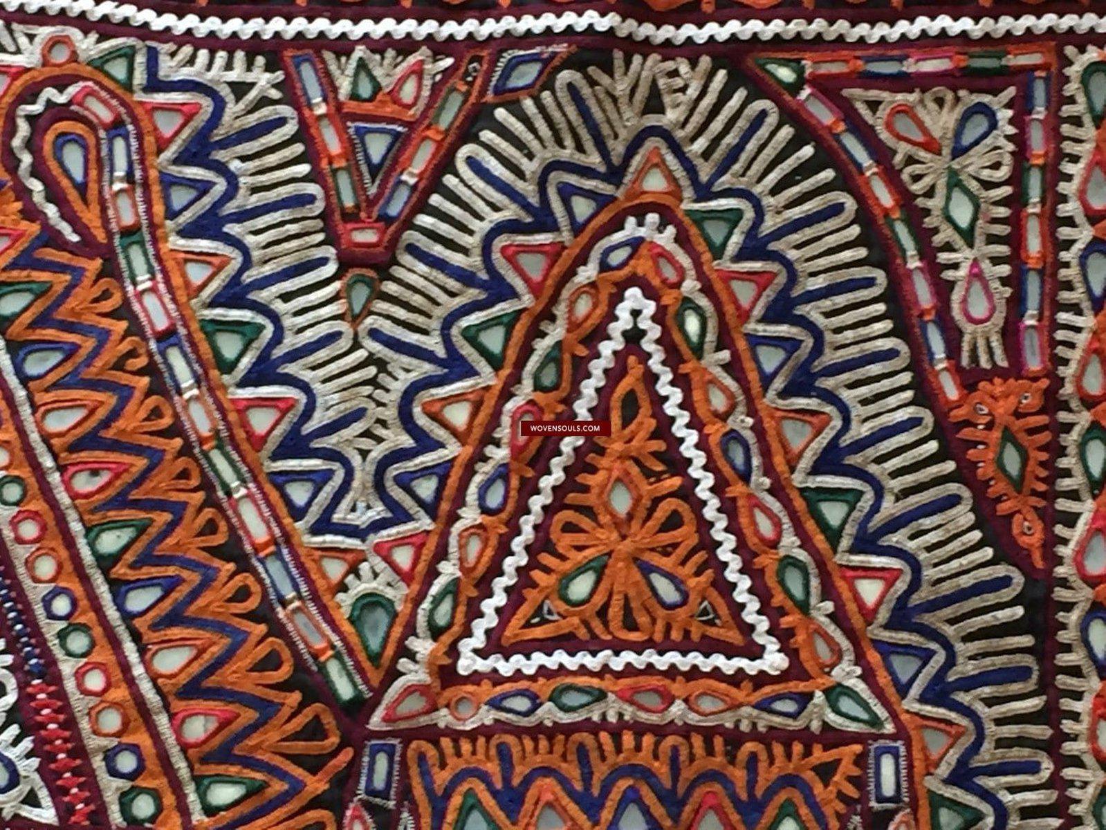 935 Long Kutch Toran - Vintage Rabari Embroidery Wall Decor Textile Art Gujarat-WOVENSOULS-Antique-Vintage-Textiles-Art-Decor