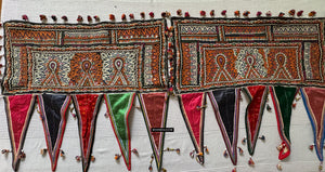964 par de debariya vintage Rabari Decoración de pared bordada de Toran